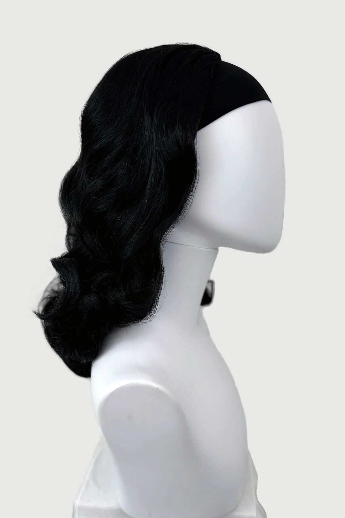 Onyx: 1950s Vintage Hollywood Waves Half Wig - Image 6
