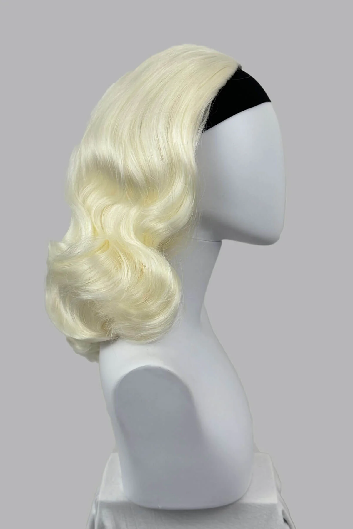 Onyx: 1950s Vintage Hollywood Waves Half Wig - Image 63