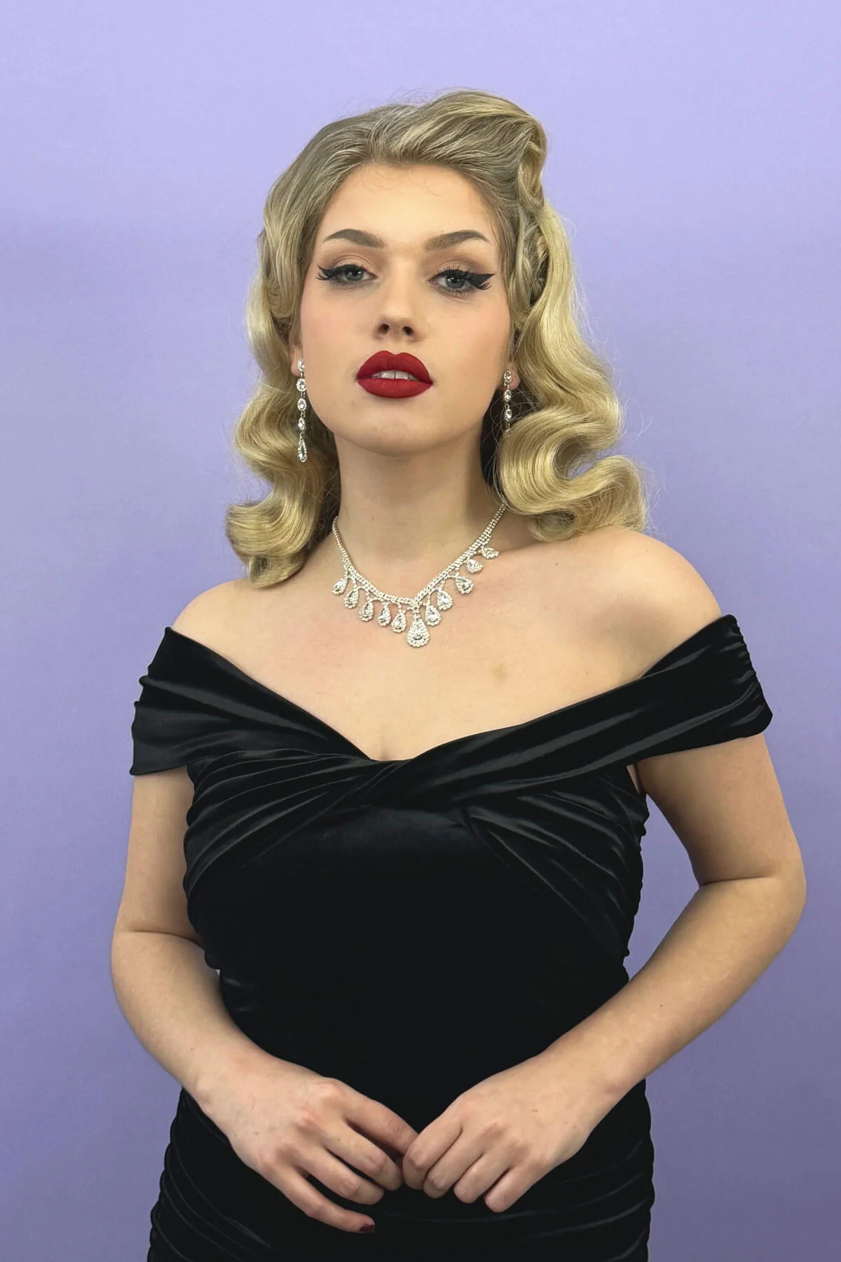 Half wig hairpiece, just below shoulder length, with deep finger waves: Deborah - Image 3