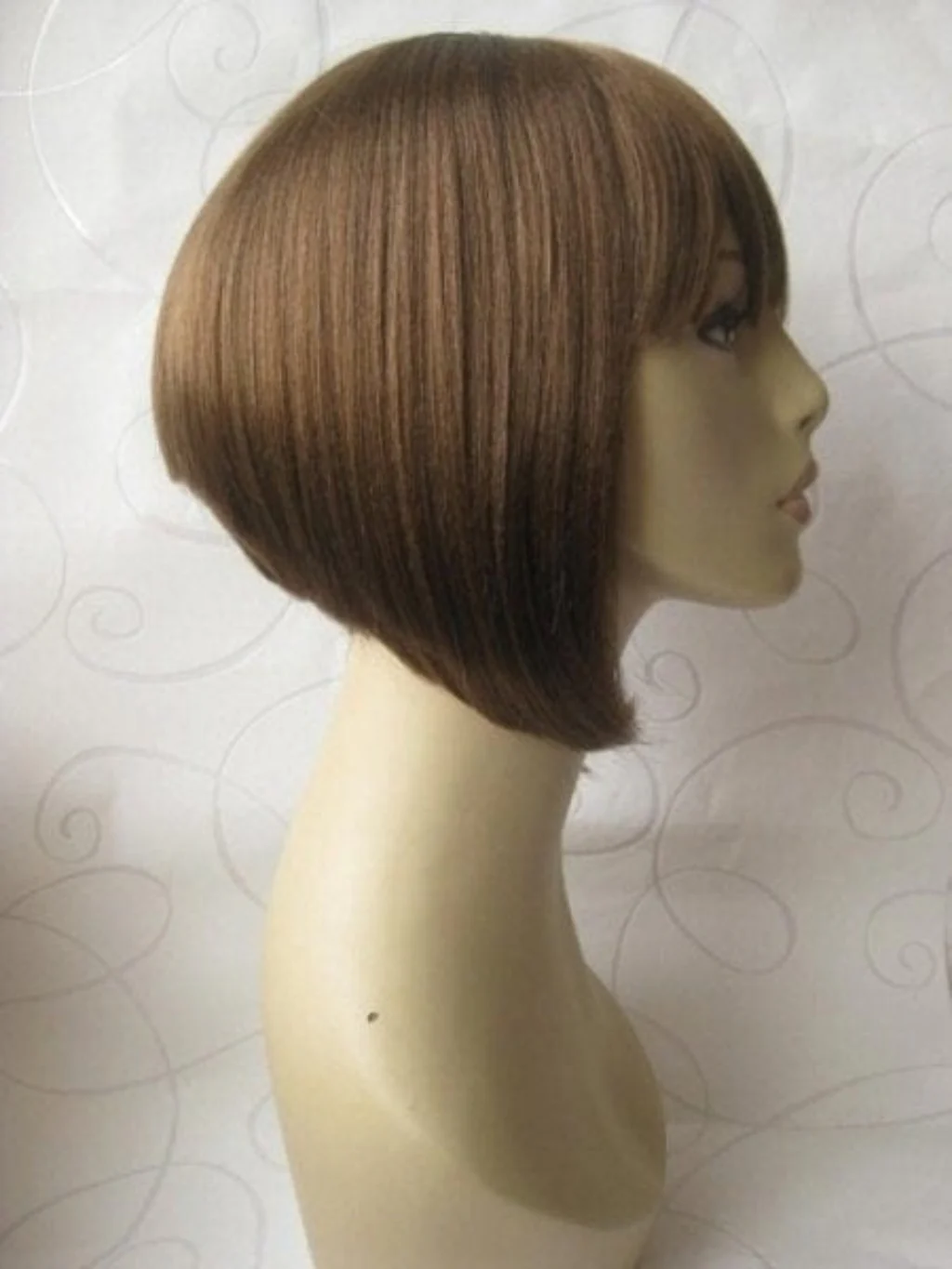 Brown, short inverted bob wig: Colette - Image 7