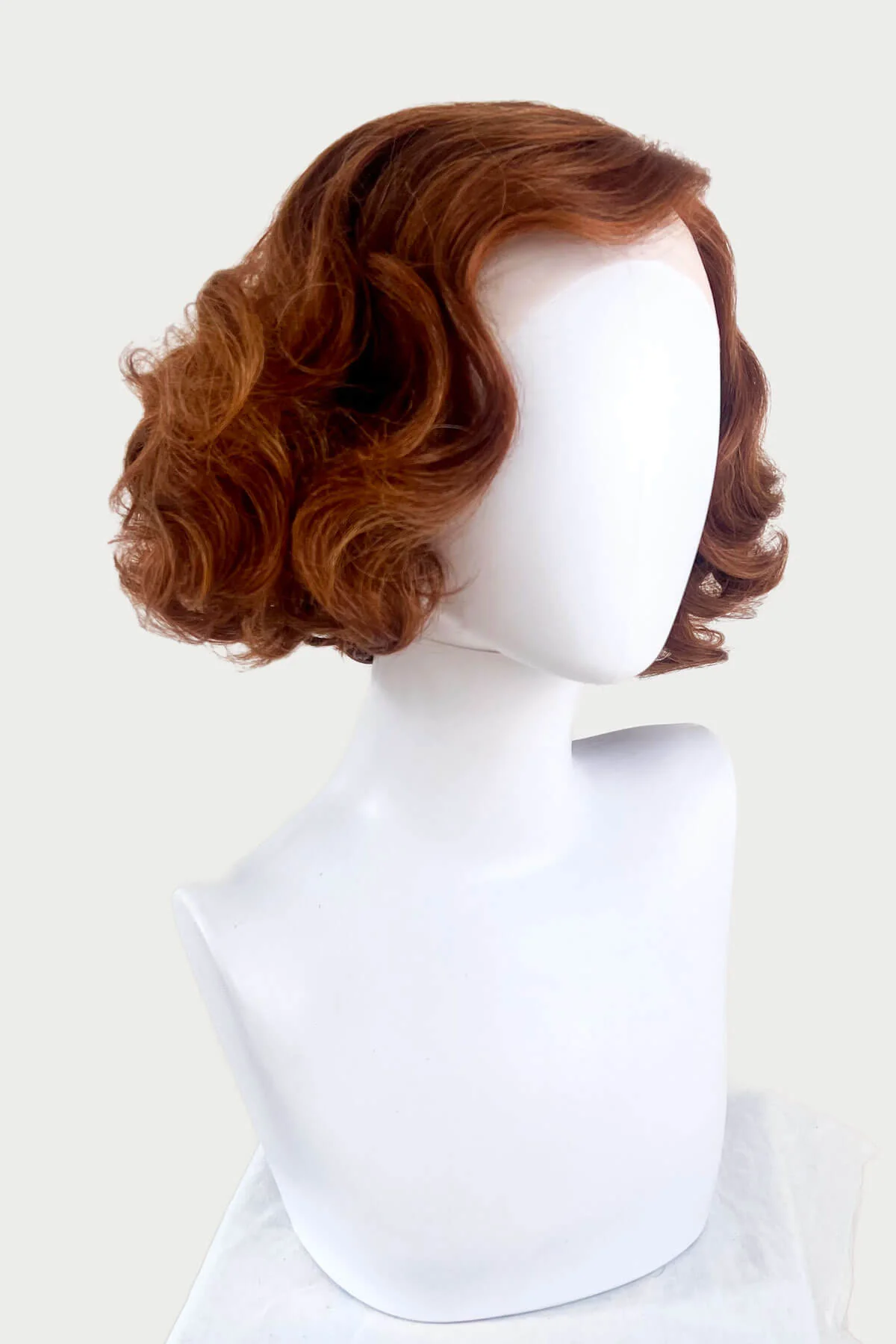 Auburn pinup wig, lace front, vintage style: Clementine - Image 3