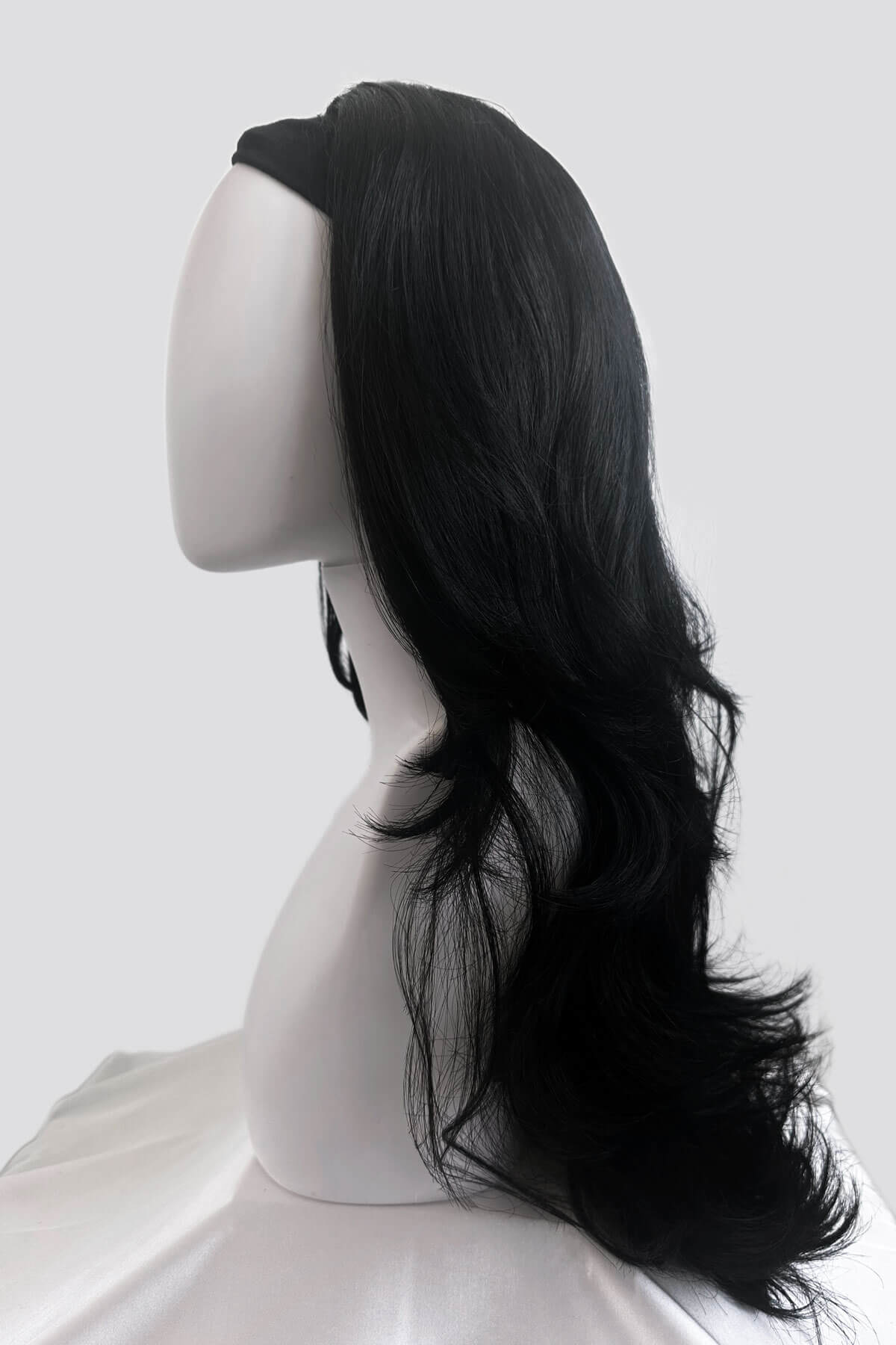 Black half wig hairpiece (3/4 wig), long layers: Aislynn - Image 3