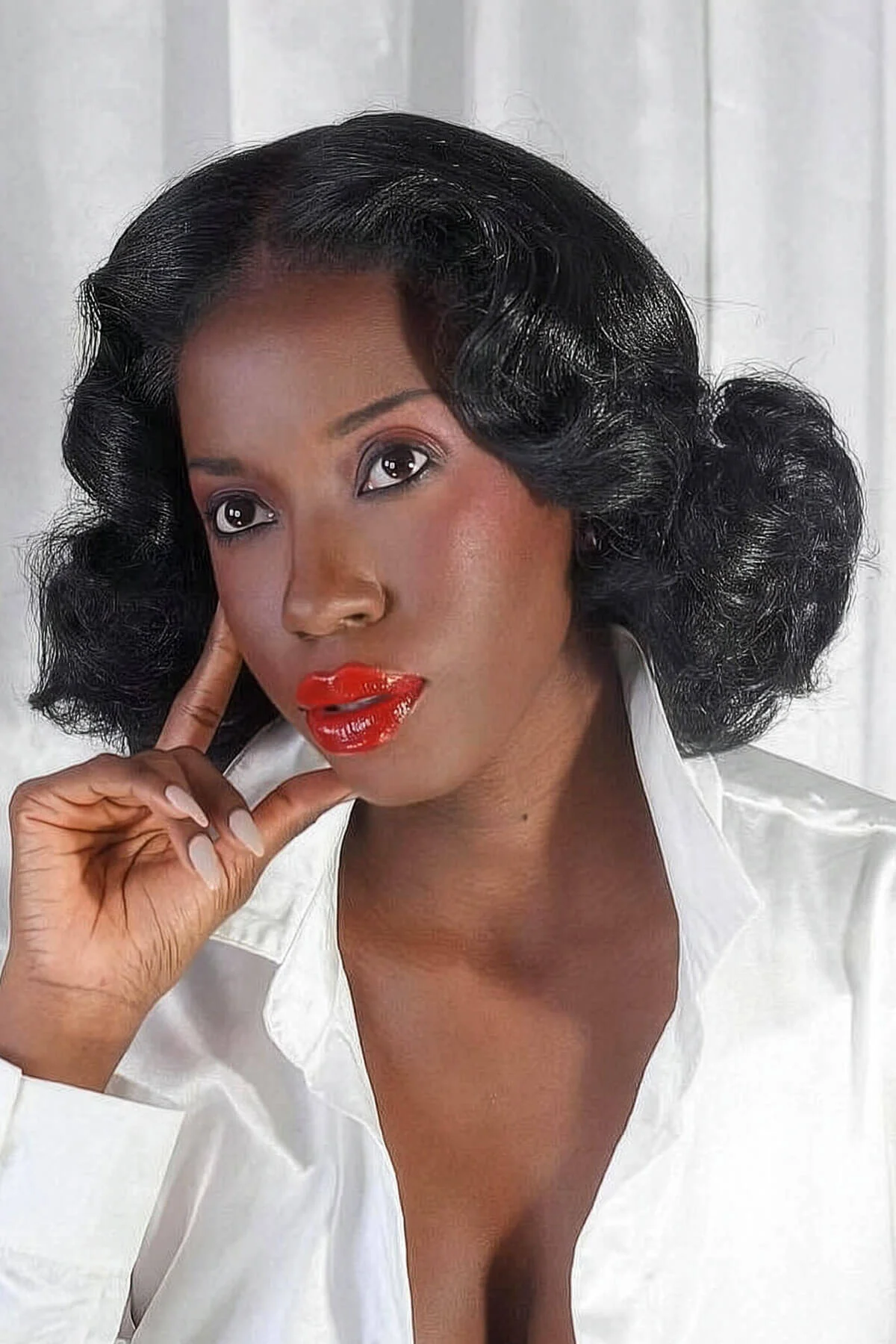 Black pinup wig, lace front, vintage style: Halle - Image 6