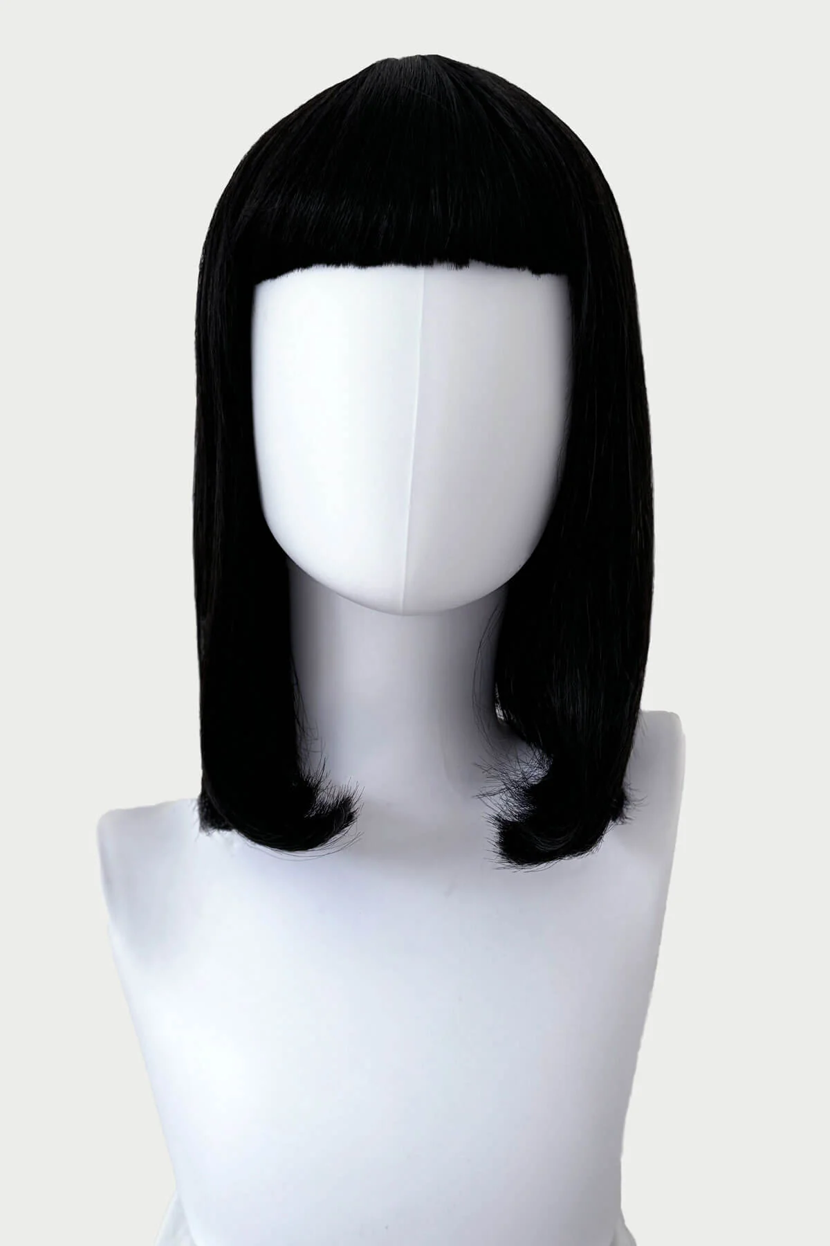 Black long bob wig with a short retro, rockabilly-style fringe: Beth - Image 7