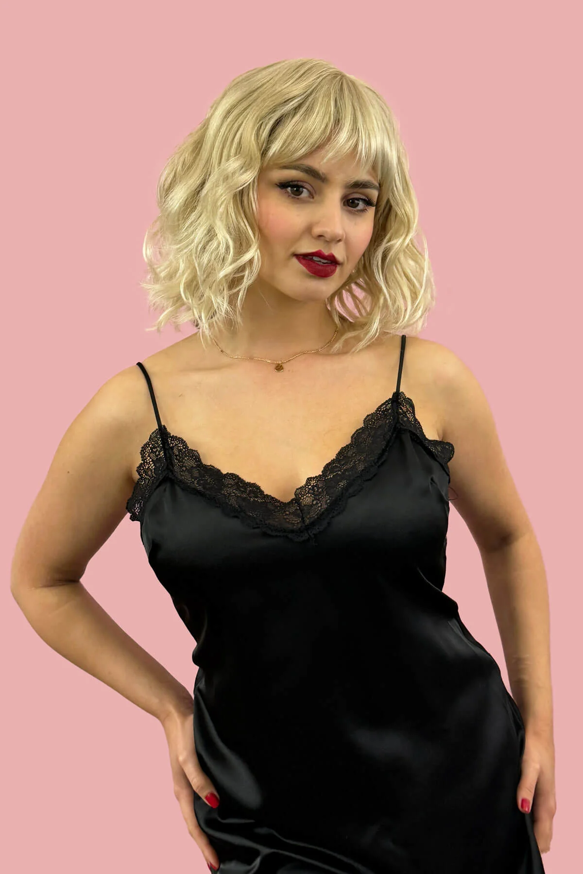 Blonde long wavy bob (lob) wig, ash blonde blending to light blonde: Pearl - Image 3