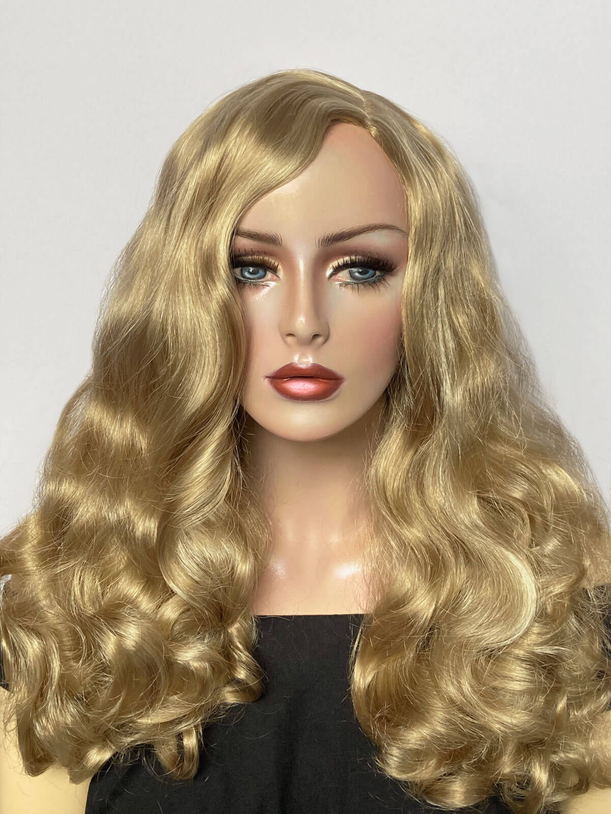 Blonde wig with waves and a side parting, 1940s style: Nancy - Image 5