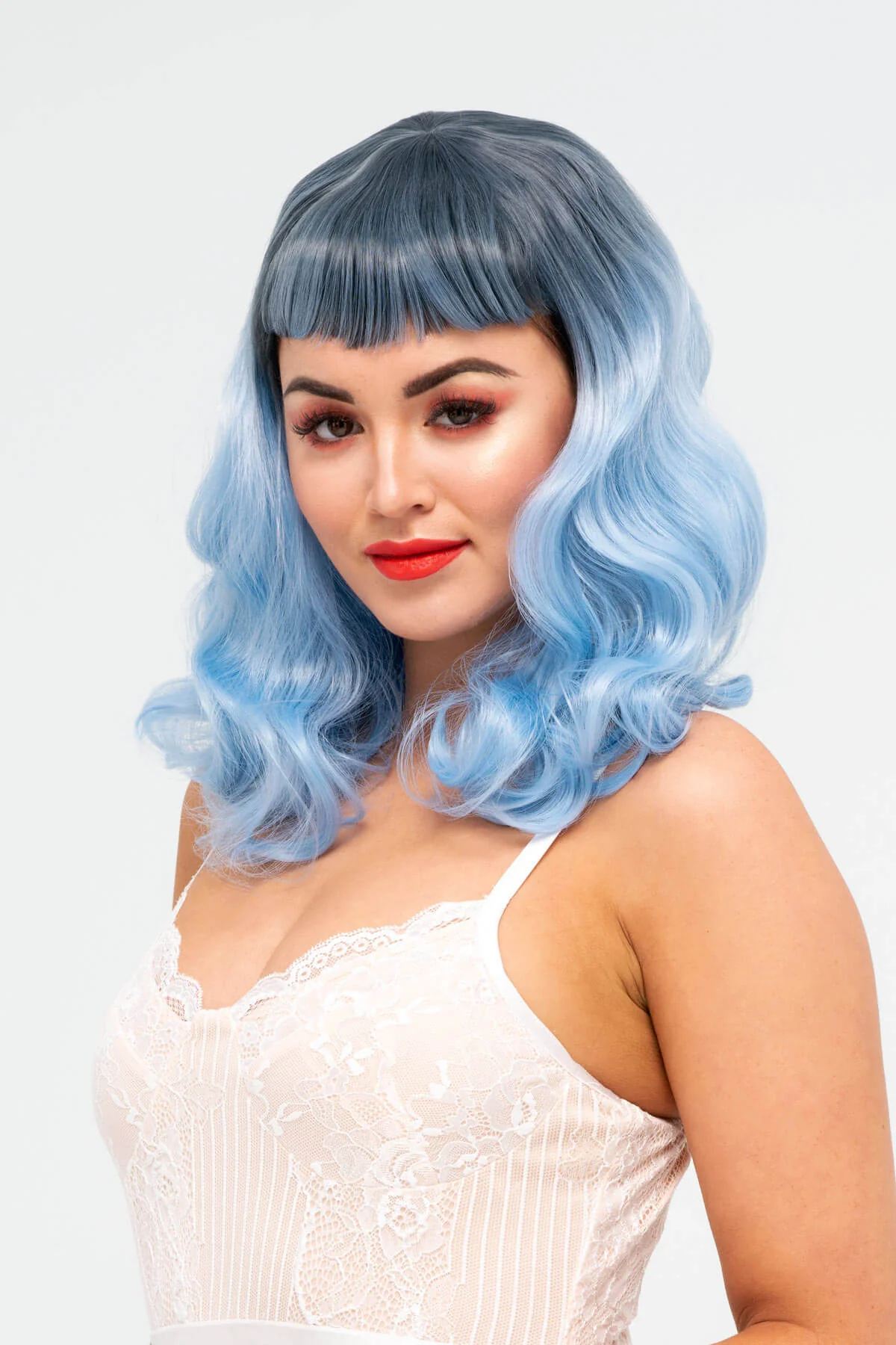 Black and blue pinup style wig, curled with short fringe, 1950s style: Luna - Image 3