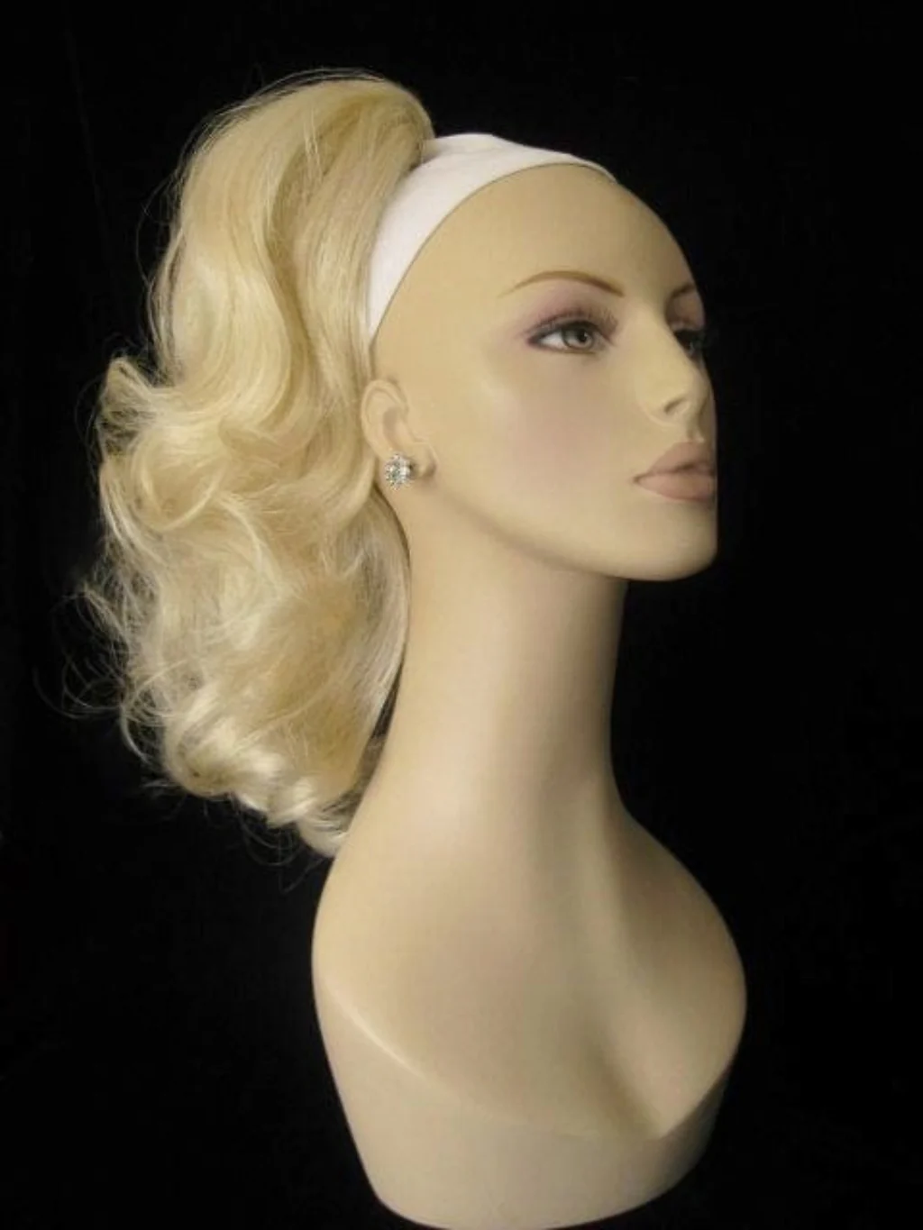 Curly ponytail extension clip-on hairpiece: Tulisa - Image 17
