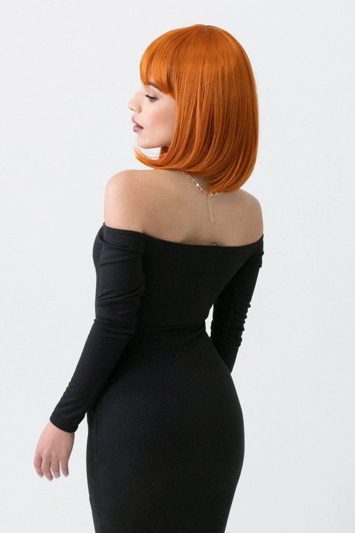 Ginger bob wig, straight, shoulder length: Ember - Image 6