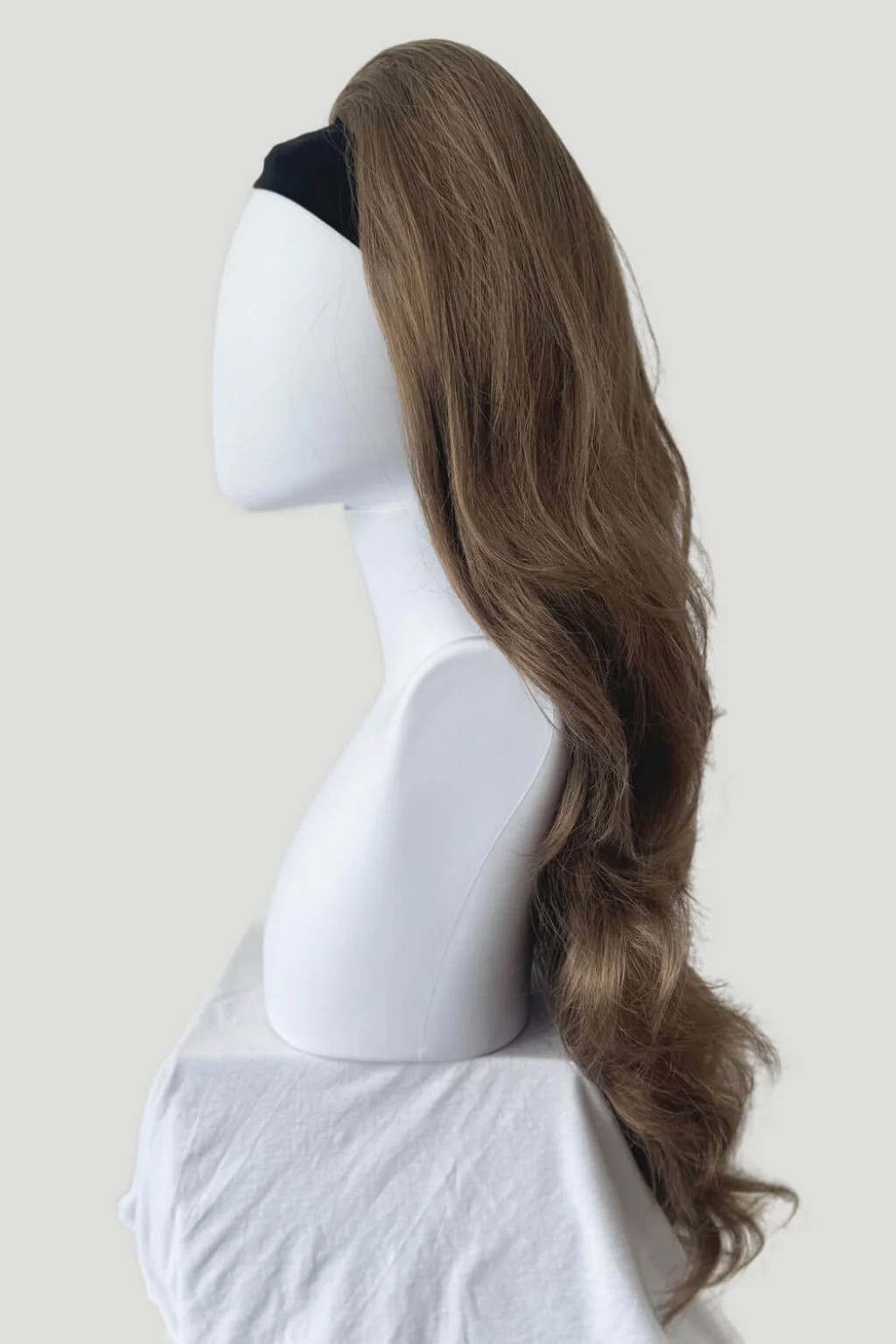 Bardot – 1960s Extra Volume Beehive Half Wig - Image 57
