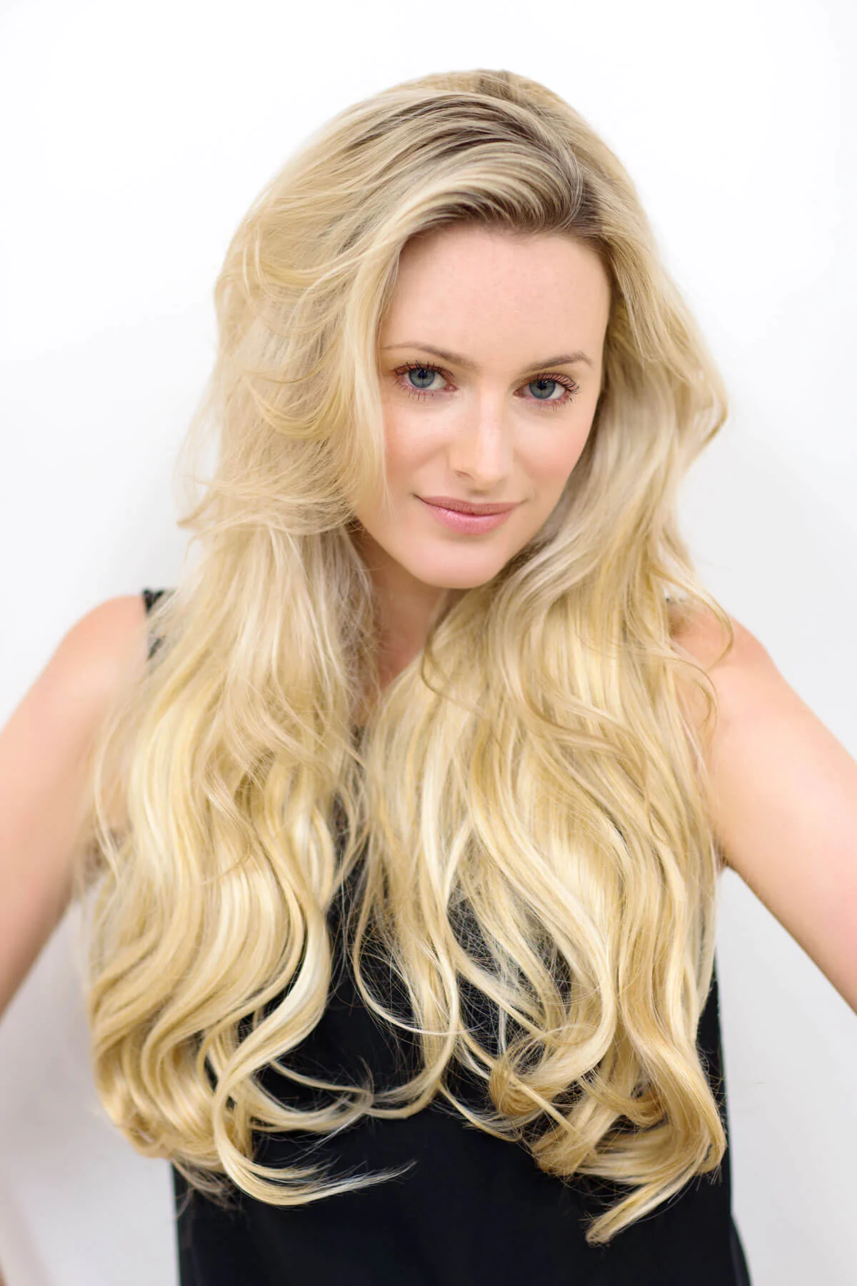 Heat styleable half wig hairpiece (3/4 wig), long wavy, Flexihair: Kate - Image 18