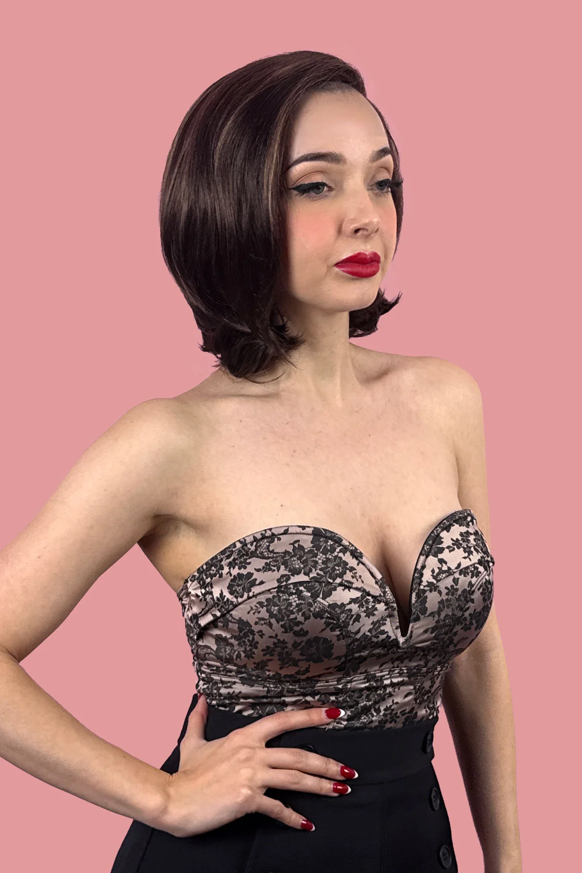 Brown Lace Front Bob Wig with Blonde Highlights - Italian Bob Style: Lucia - Image 3