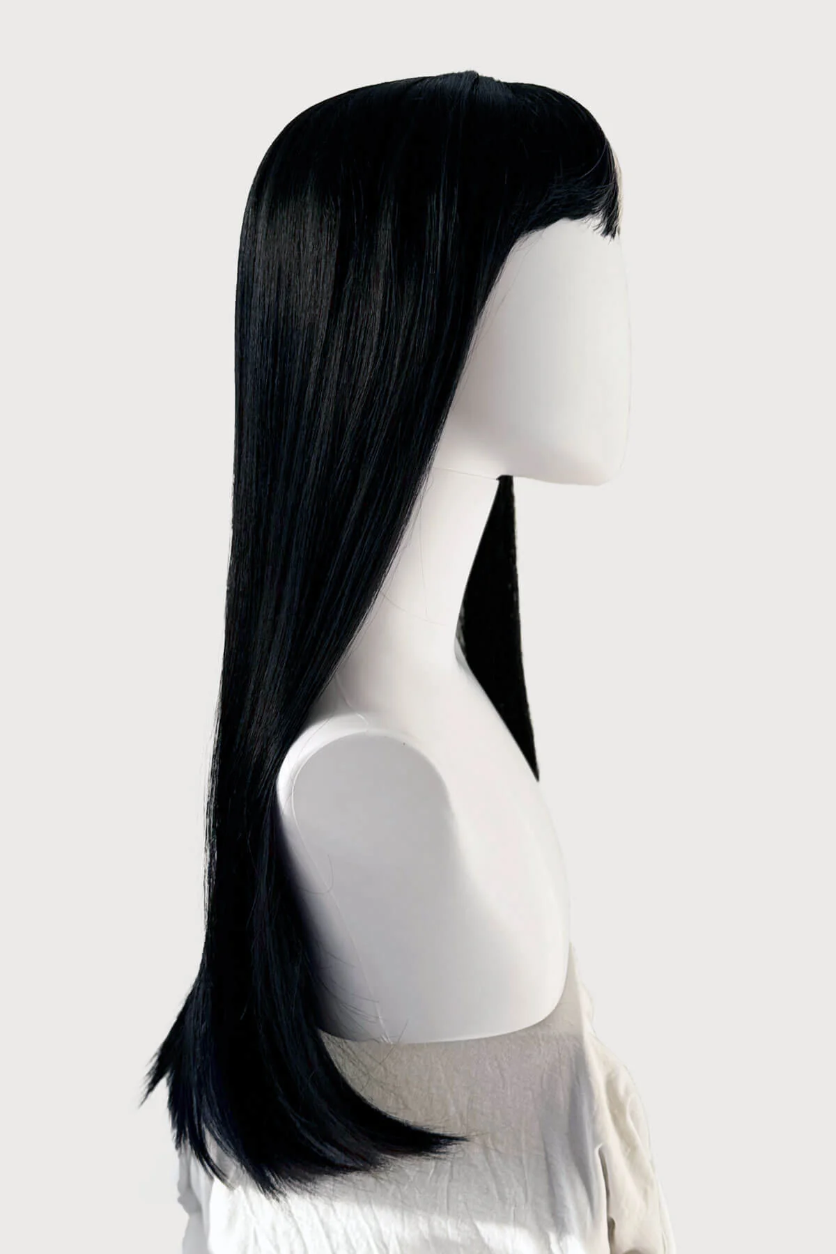 Long, black, straight wig with platinum fringe streak and retro, straight fringe: Imogen - Image 7