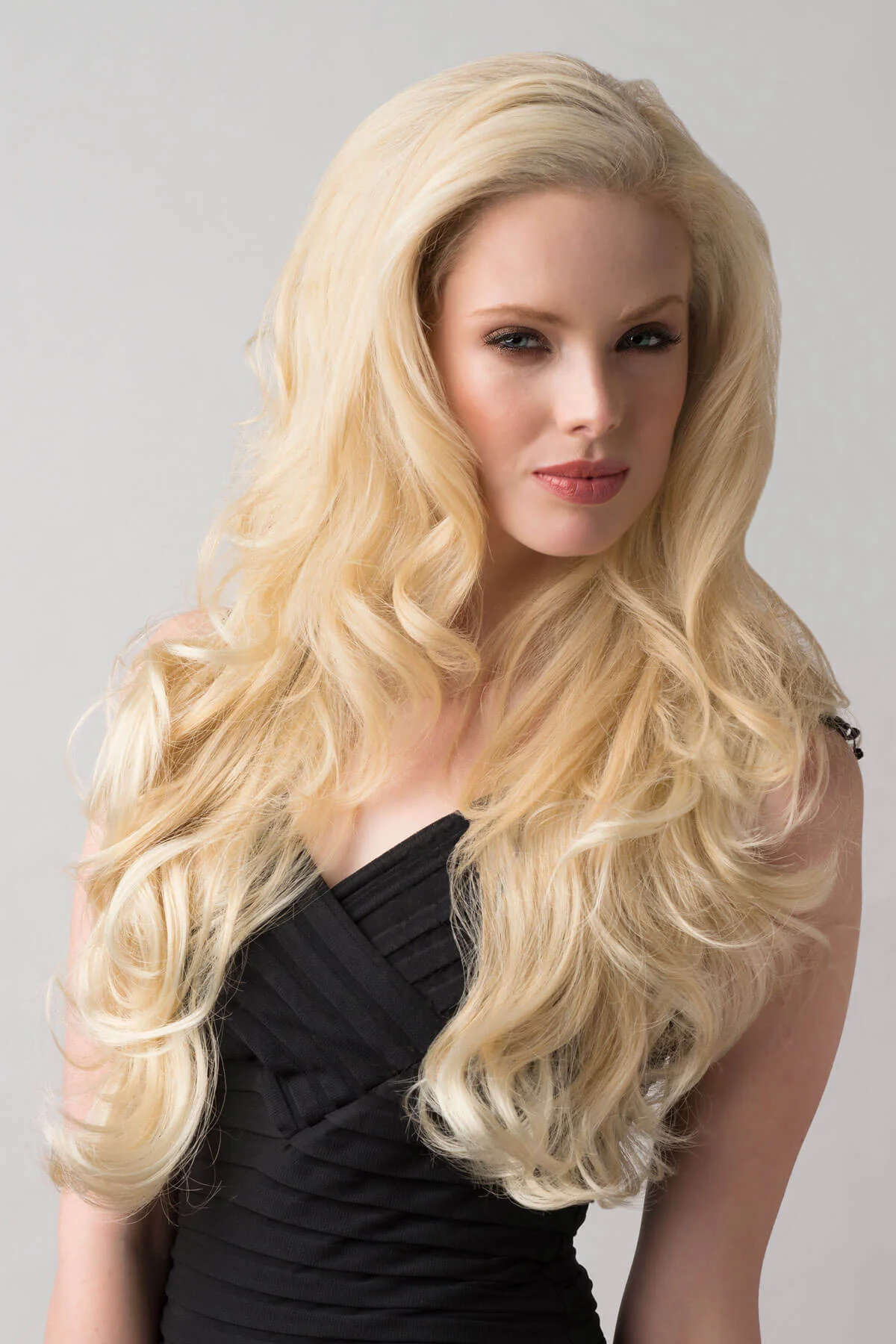 Long blonde 3/4 hairpiece (half wig), big loose curls: Zara - Image 15
