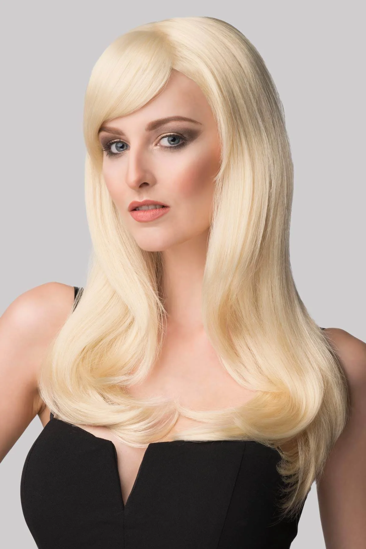 Long blonde wig, face framing with long, side-sweeping fringe: Ashley - Image 8