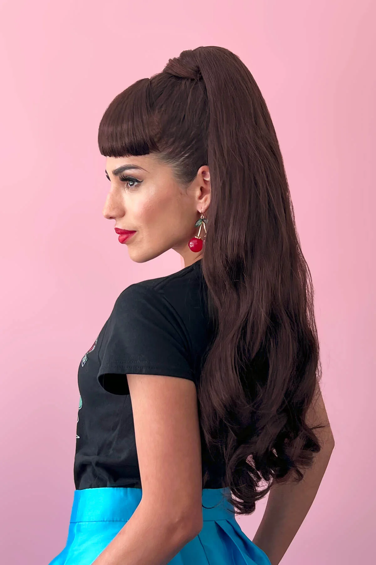 Long ponytail extension with soft waves: Sophie - Image 15