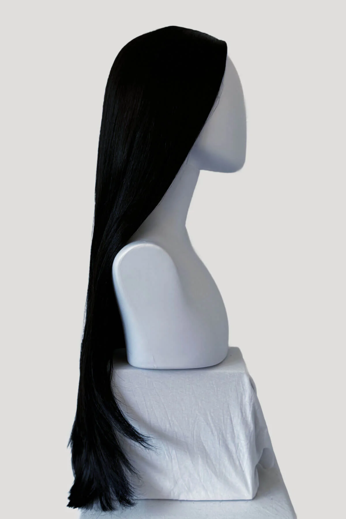 Long straight black wig with no fringe: Madeline - Image 3