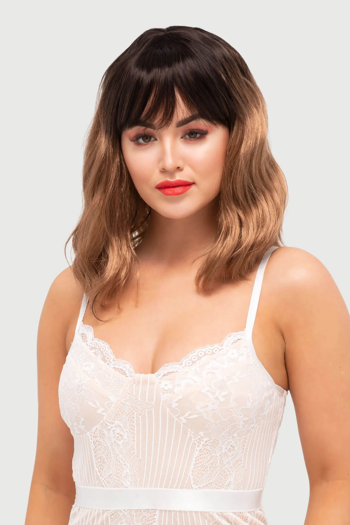 Long wavy bob wig, dark brown blending to light brown: Elodie - Image 3