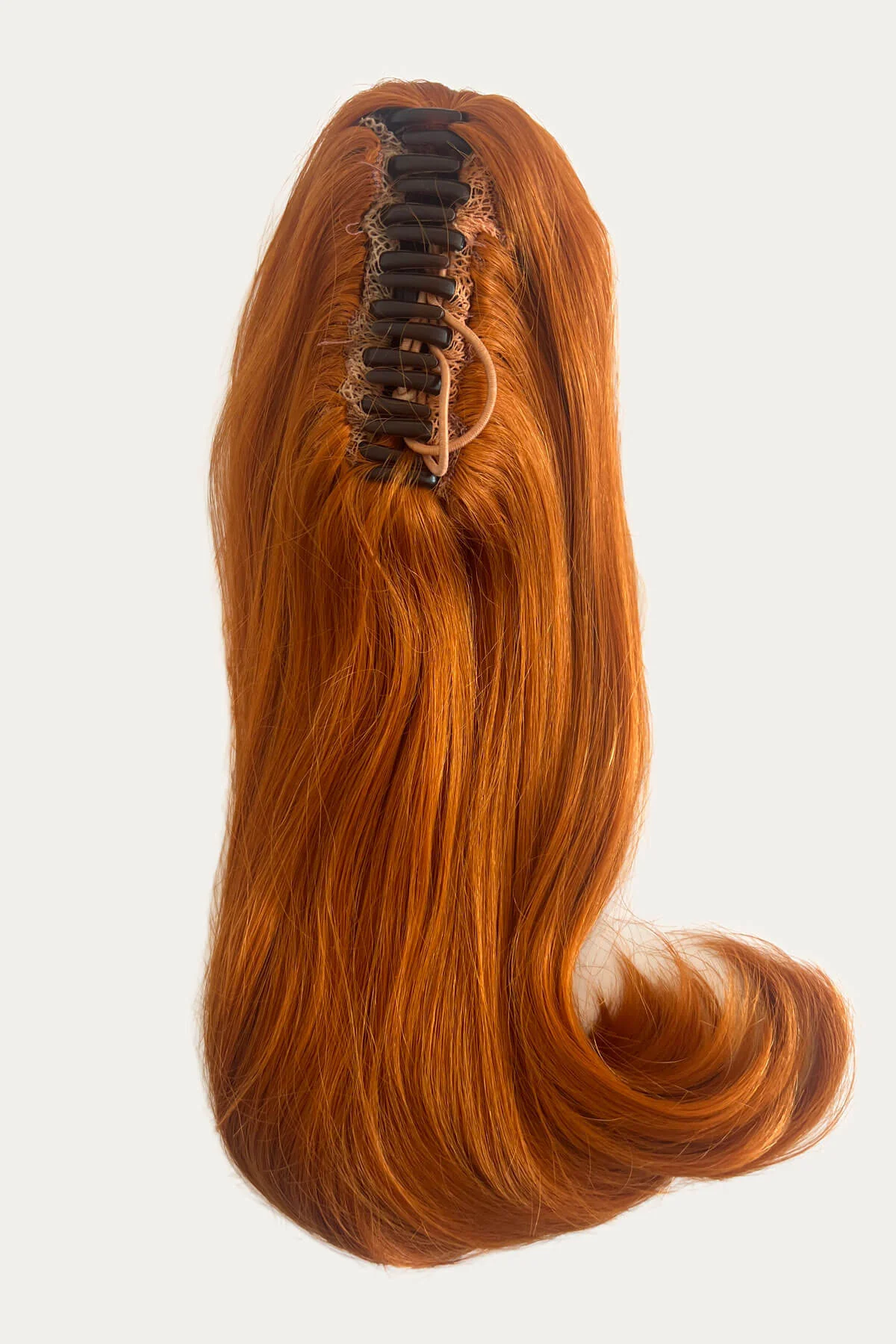 Ponytail hairpiece, shoulder length with flick/flip, retro 1960s style: Ariana - Image 18