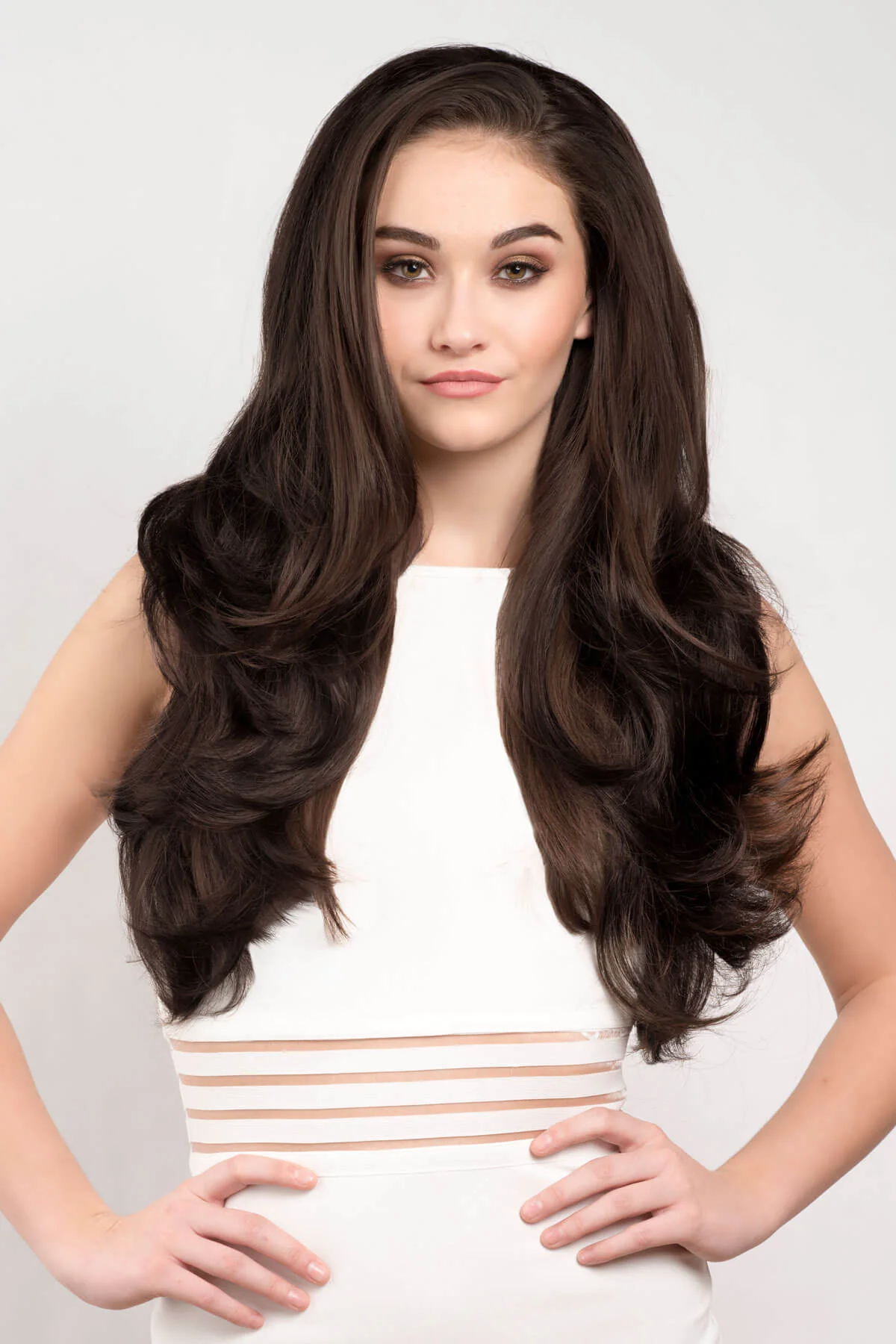 Reddish brown half wig hairpiece with long, gentle waves: Heather - Image 9
