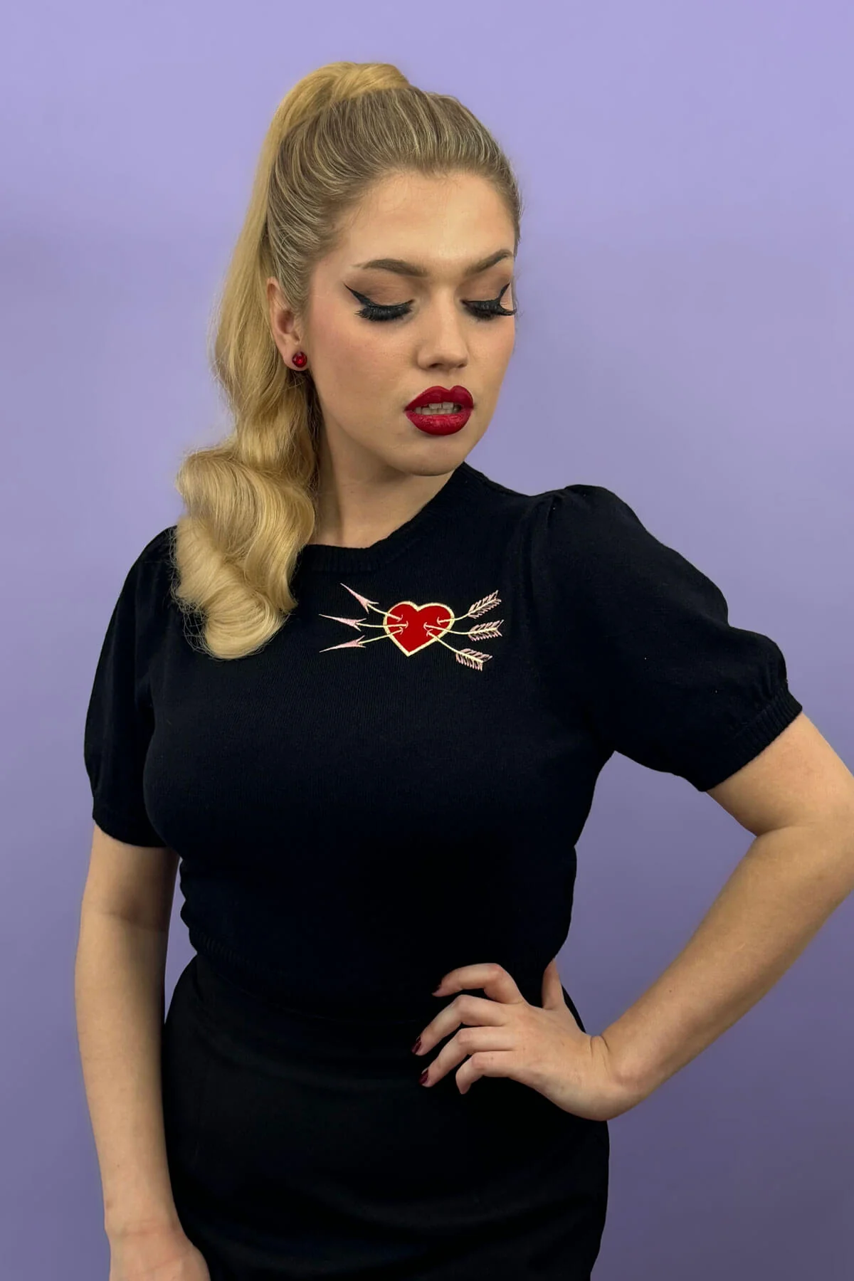 Retro style ponytail hairpiece, long with vintage waves: Arabella - Image 26