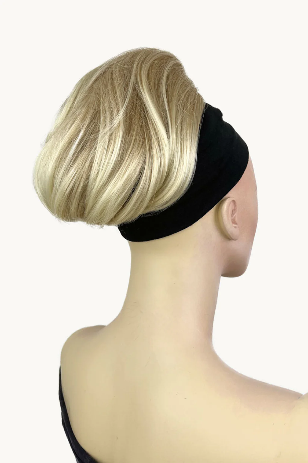 Short ponytail extension hairpiece, straight, full & bouncy: Tanaya - Image 19