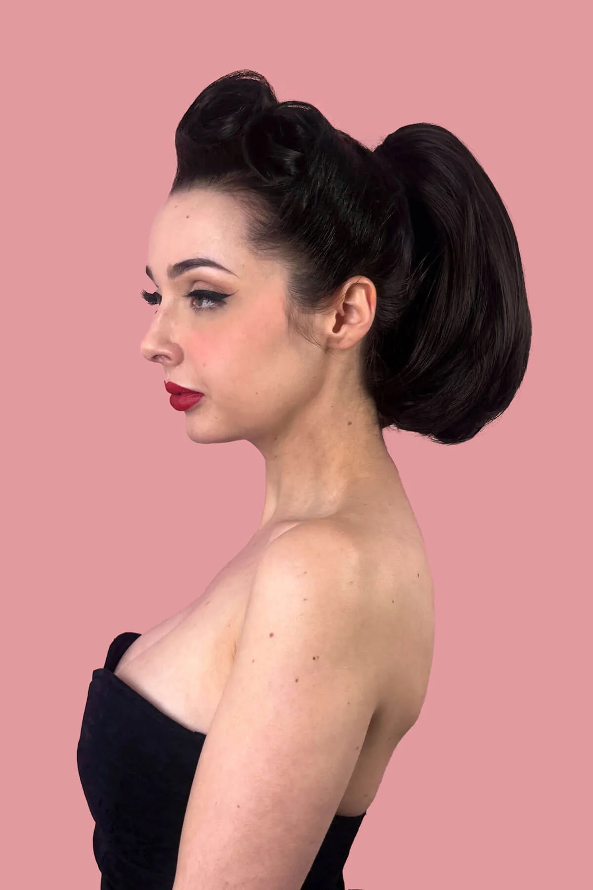 Short ponytail extension hairpiece, straight, full & bouncy: Tanaya - Image 4
