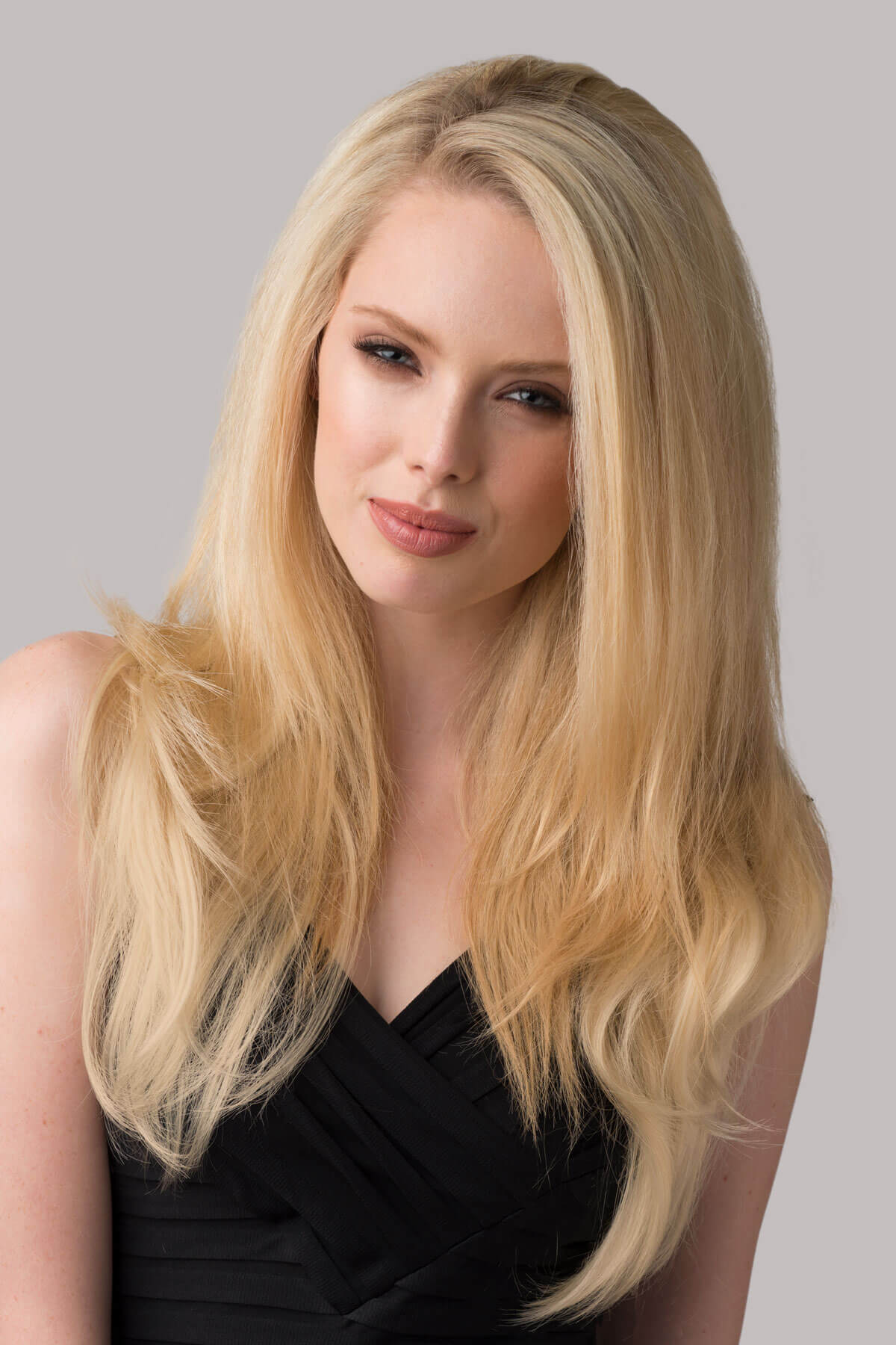 Straight blonde half wig hairpiece (3/4 wig), layered: Autumn - Image 14