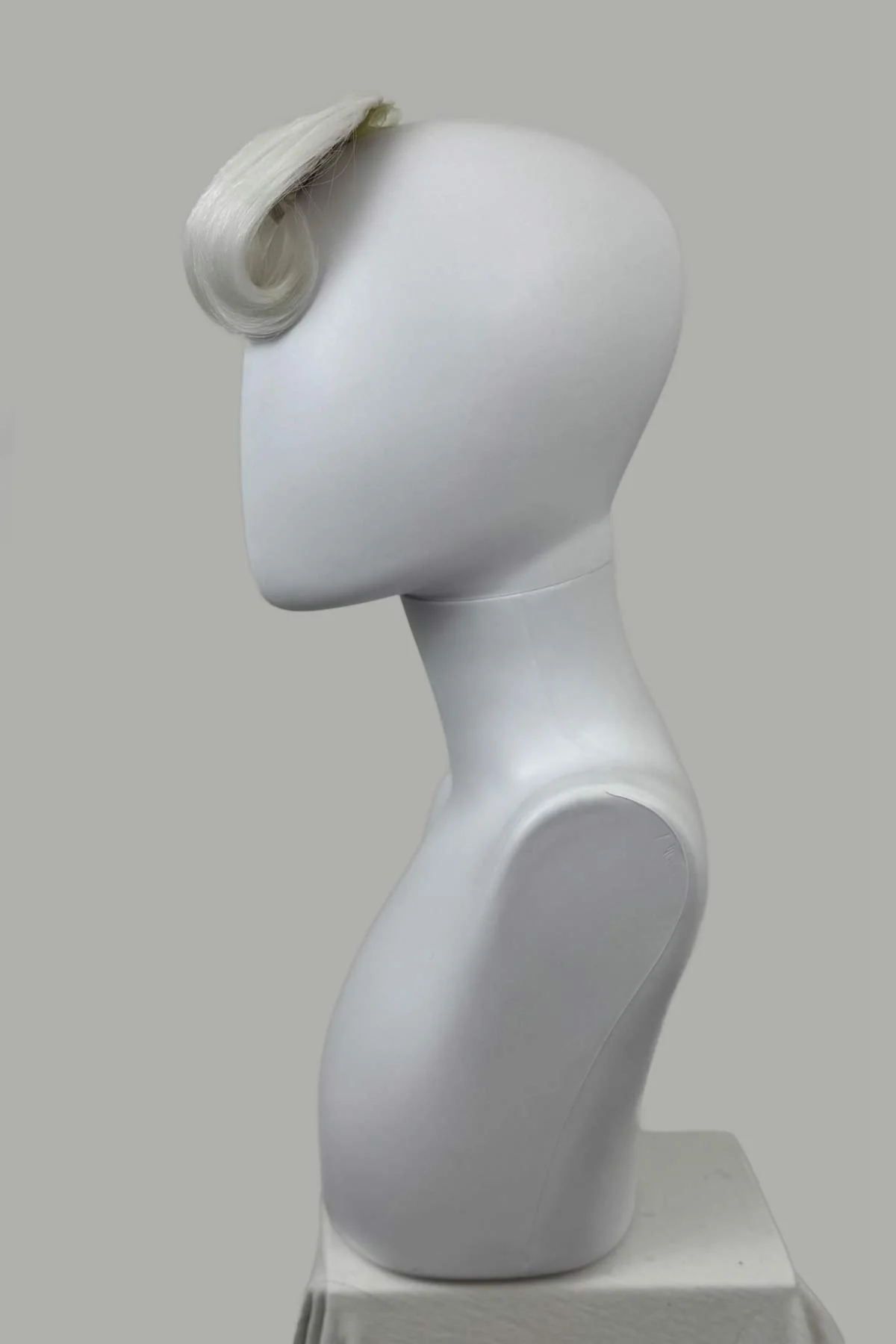 Victory roll fringe/bangs hairpiece, vintage style: Rosa - Image 23
