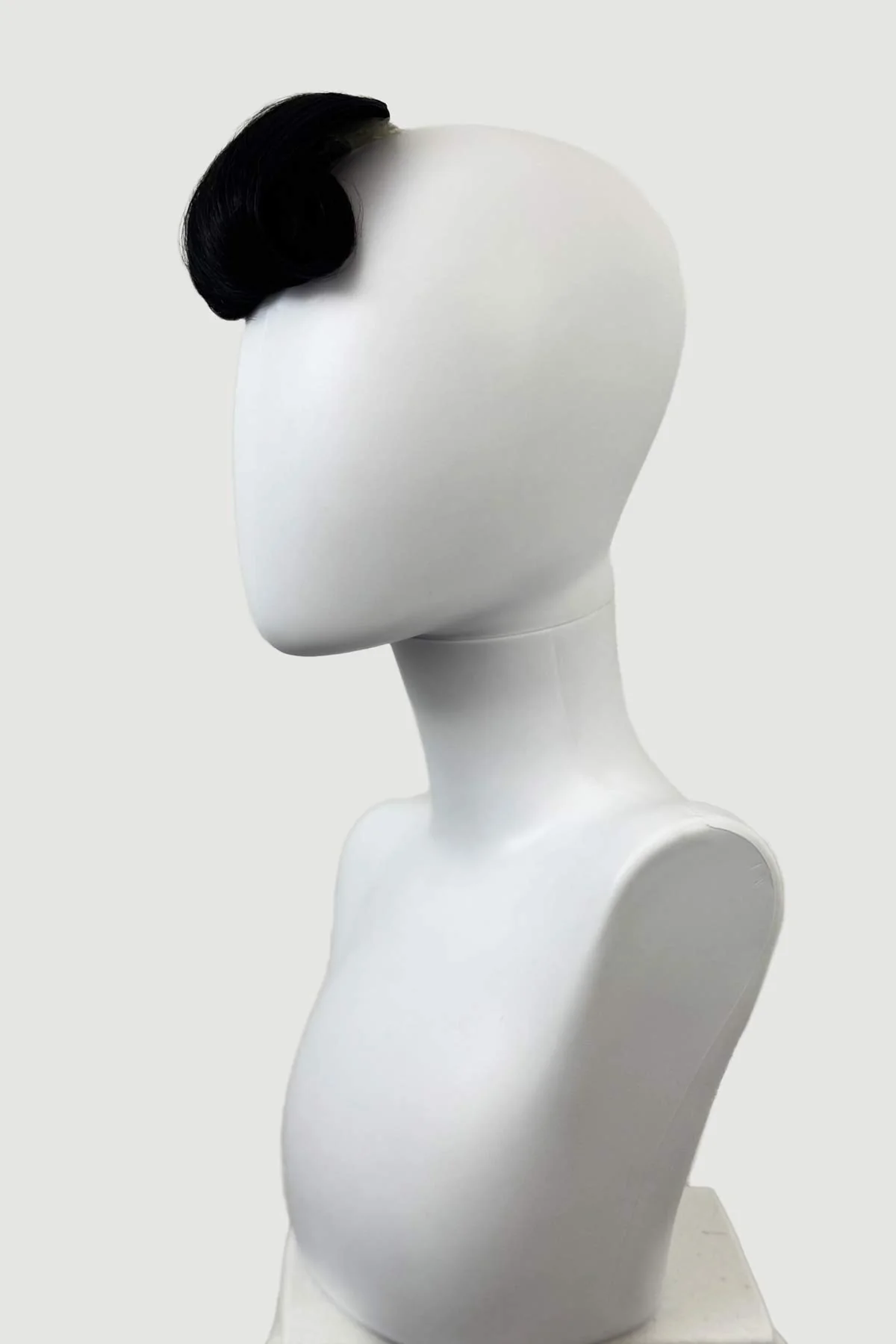 Victory roll fringe/bangs hairpiece, vintage style: Rosa - Image 3